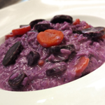 Crema di risotto alla carota viola con formaggio fresco